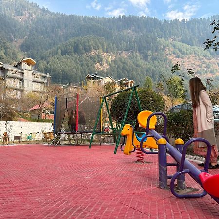 West Western Resort Manali #Neartomallroad #Gym #Lawn #Playingzone #Pooltable #Kidsfriendly #Mountainview #Tabletennis #Familyfriendly #Privateparking Exterior foto
