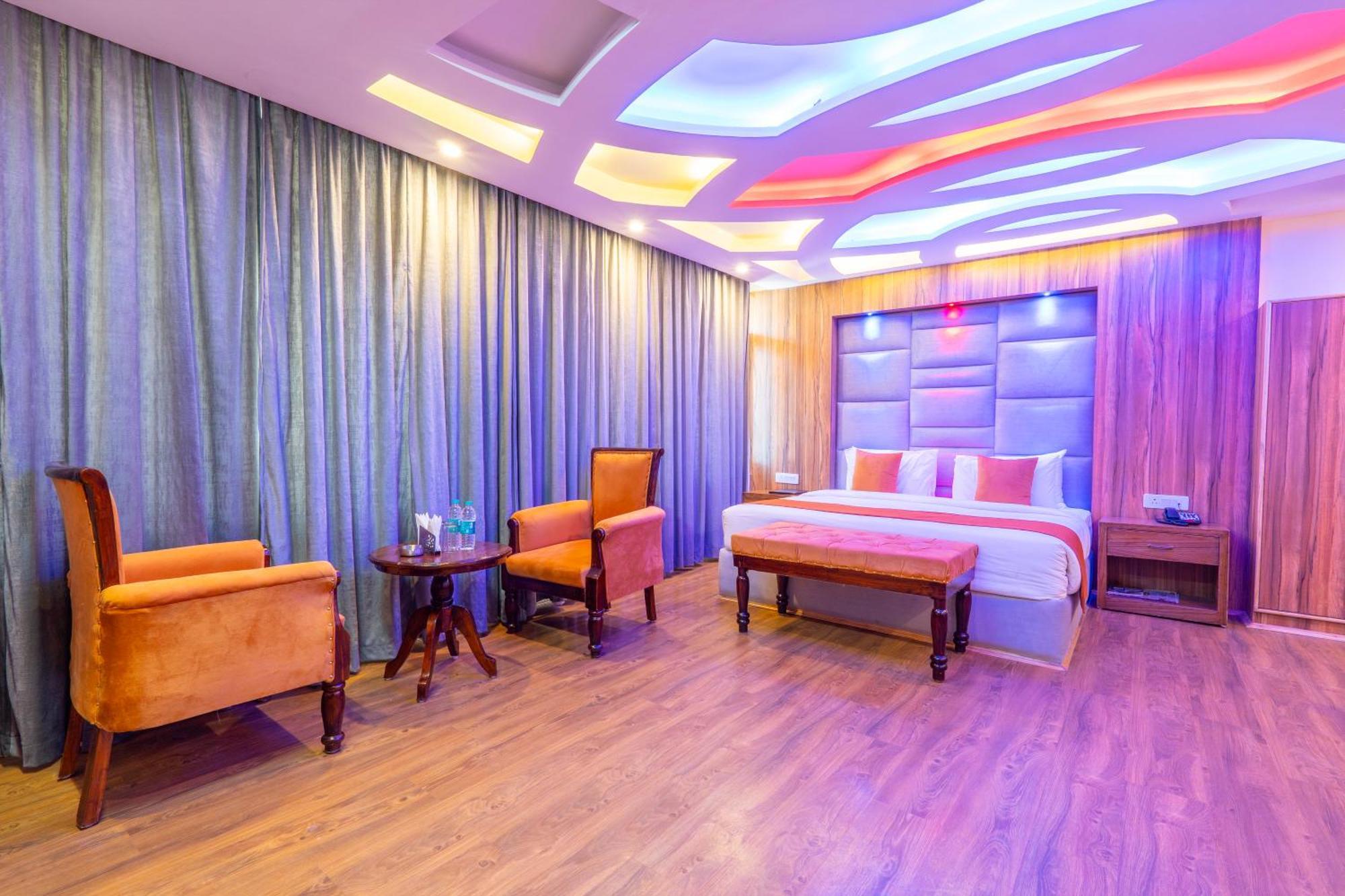 West Western Resort Manali #Neartomallroad #Gym #Lawn #Playingzone #Pooltable #Kidsfriendly #Mountainview #Tabletennis #Familyfriendly #Privateparking Exterior foto