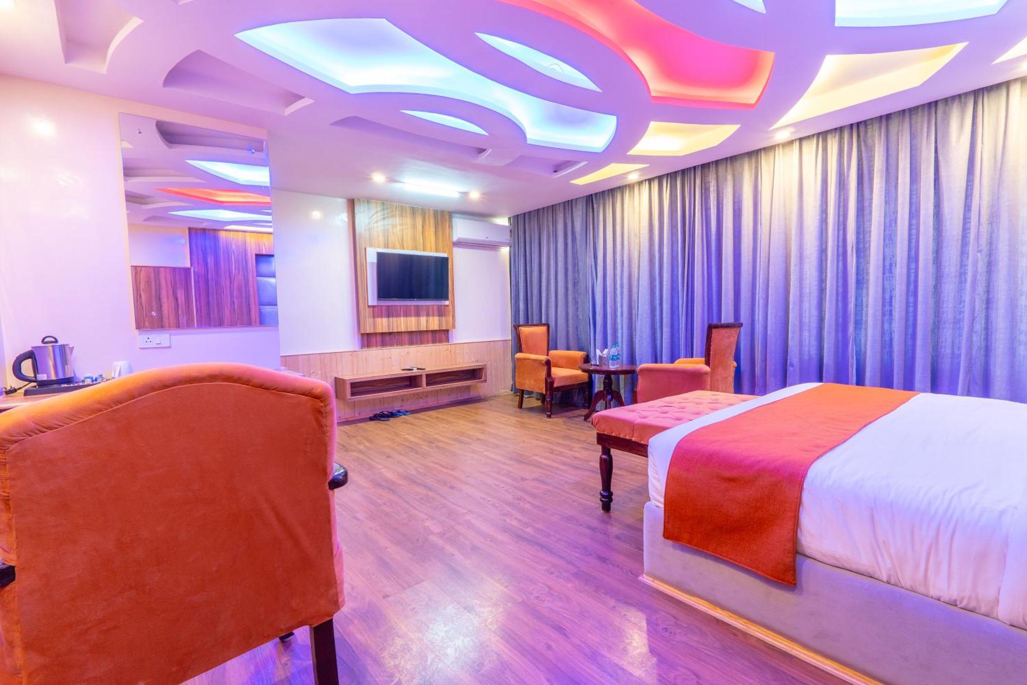 West Western Resort Manali #Neartomallroad #Gym #Lawn #Playingzone #Pooltable #Kidsfriendly #Mountainview #Tabletennis #Familyfriendly #Privateparking Exterior foto