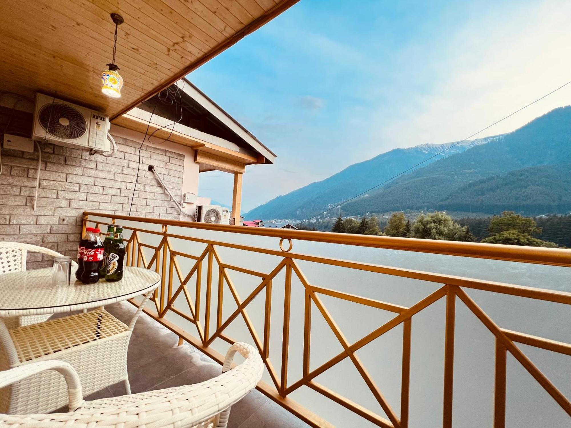 West Western Resort Manali #Neartomallroad #Gym #Lawn #Playingzone #Pooltable #Kidsfriendly #Mountainview #Tabletennis #Familyfriendly #Privateparking Exterior foto