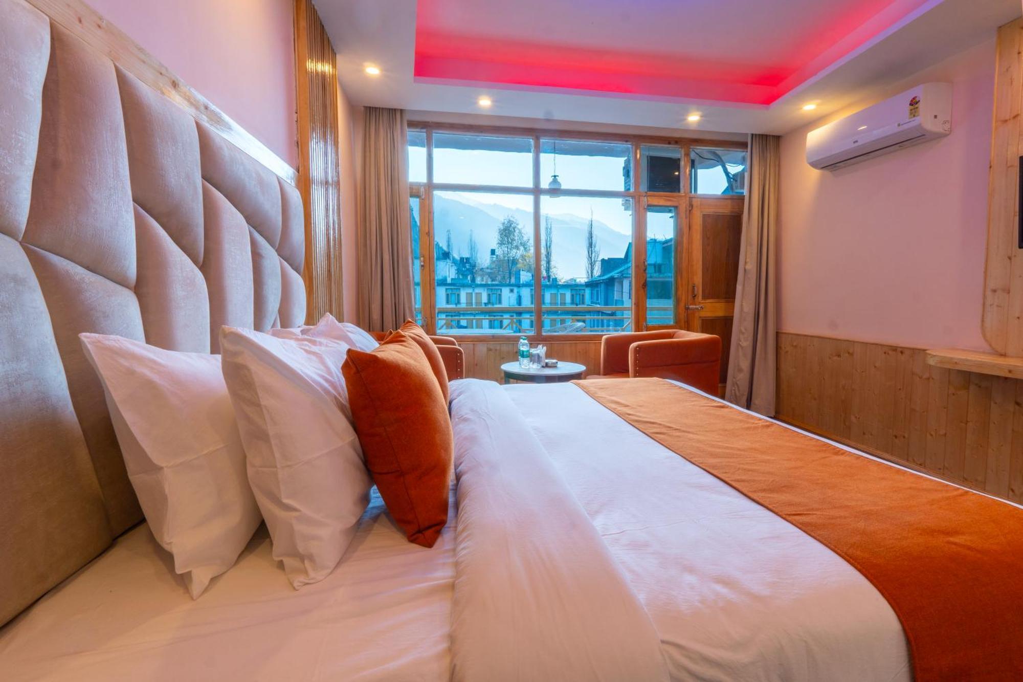 West Western Resort Manali #Neartomallroad #Gym #Lawn #Playingzone #Pooltable #Kidsfriendly #Mountainview #Tabletennis #Familyfriendly #Privateparking Exterior foto