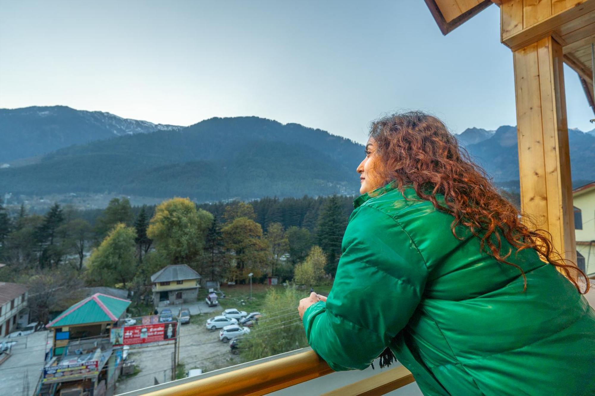 West Western Resort Manali #Neartomallroad #Gym #Lawn #Playingzone #Pooltable #Kidsfriendly #Mountainview #Tabletennis #Familyfriendly #Privateparking Exterior foto