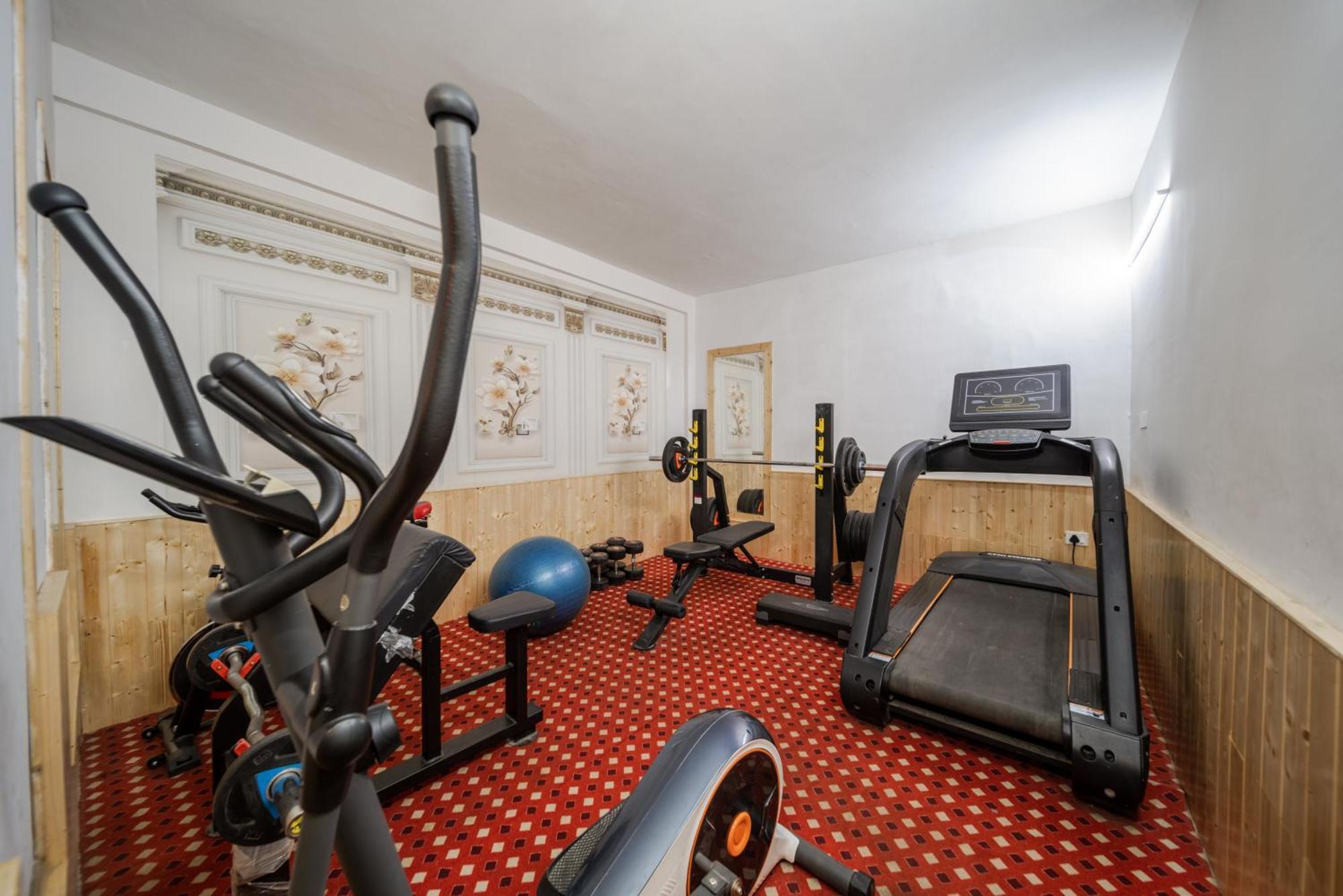 West Western Resort Manali #Neartomallroad #Gym #Lawn #Playingzone #Pooltable #Kidsfriendly #Mountainview #Tabletennis #Familyfriendly #Privateparking Exterior foto